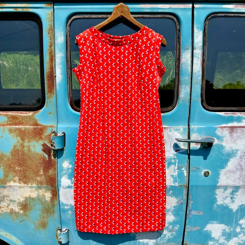60s red shift dress w/ blue & white polka dot dress & bodice darts